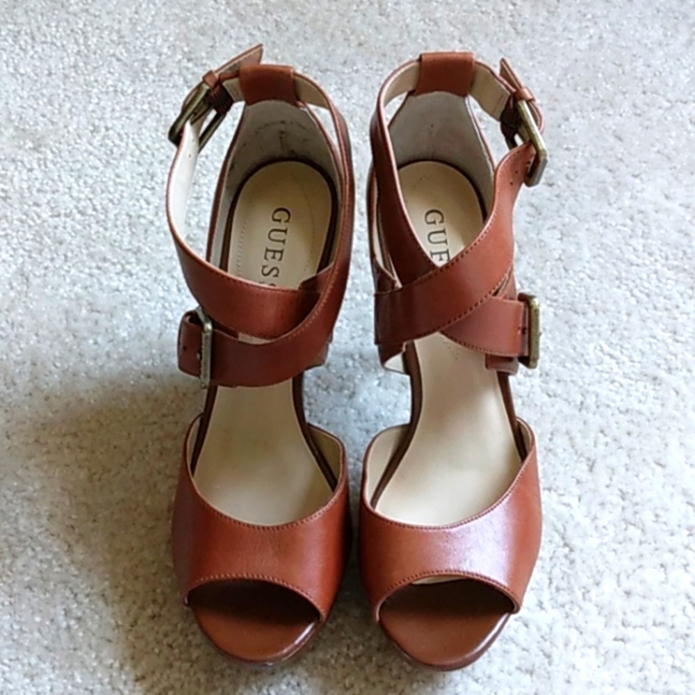 Guess brown  heels